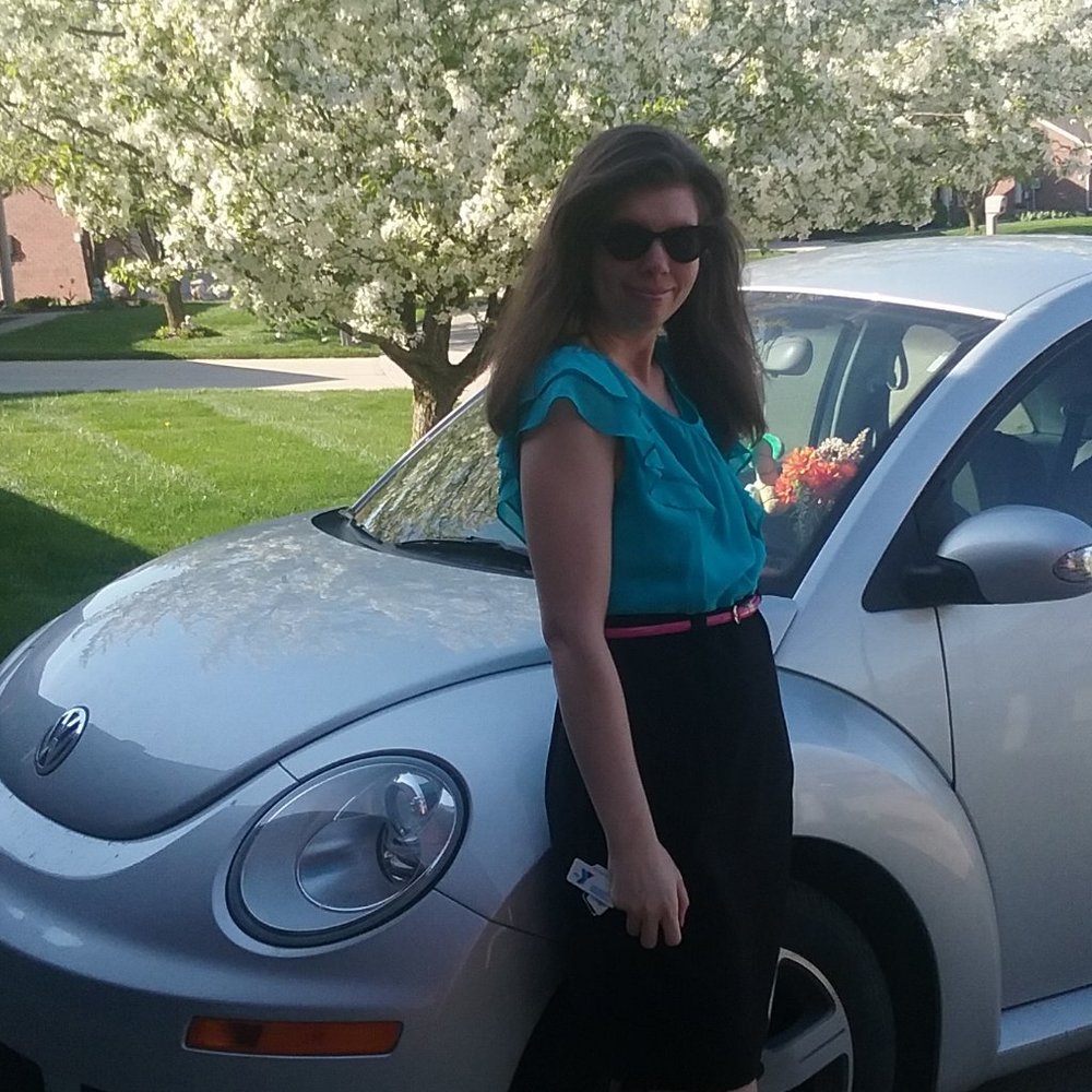 Meet your Posher, Kayla.